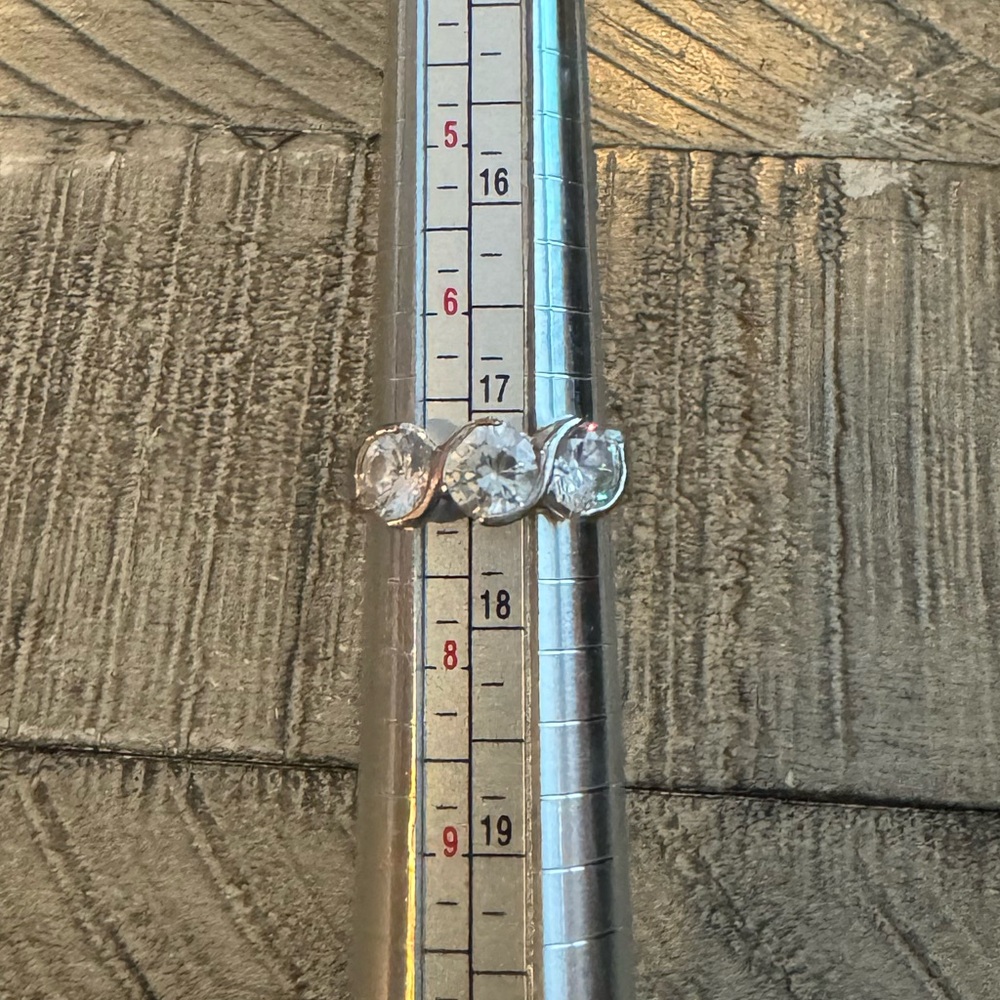 3 Stone Ring - Picture 3 of 3